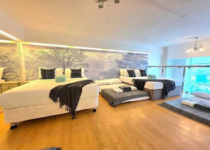 Апартаменты Club Ultima Huge 79 Sqm Loft Unit 100mbps - 1703 *